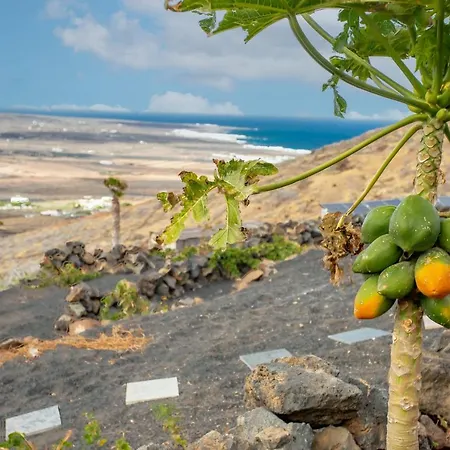 Eco Vineyard - Fantastic Views - 5 Mins Drive To Arrieta Ferienhaus *