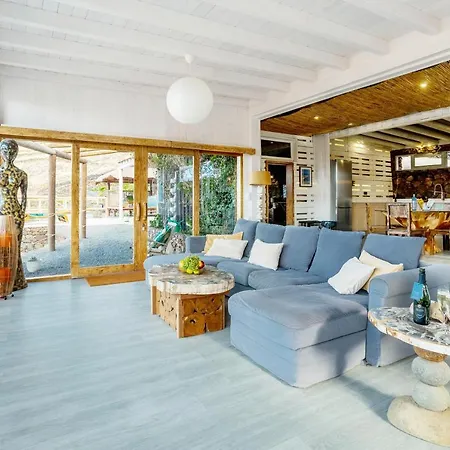 Eco Vineyard - Fantastic Views - 5 Mins Drive To Arrieta Holiday home *