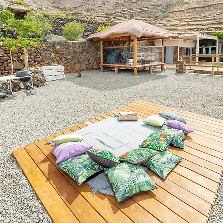 Eco Vineyard - Fantastic Views - 5 Mins Drive To Arrieta Holiday home Tabayesco