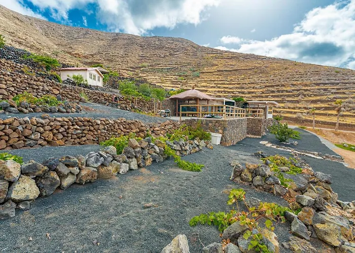 Eco Vineyard - Fantastic Views - 5 Mins Drive To Arrieta